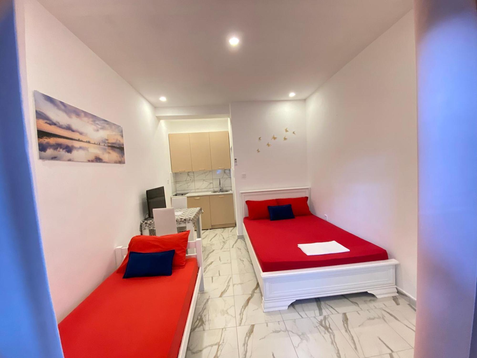 Banicevic Apartmani Thenovici Exterior foto