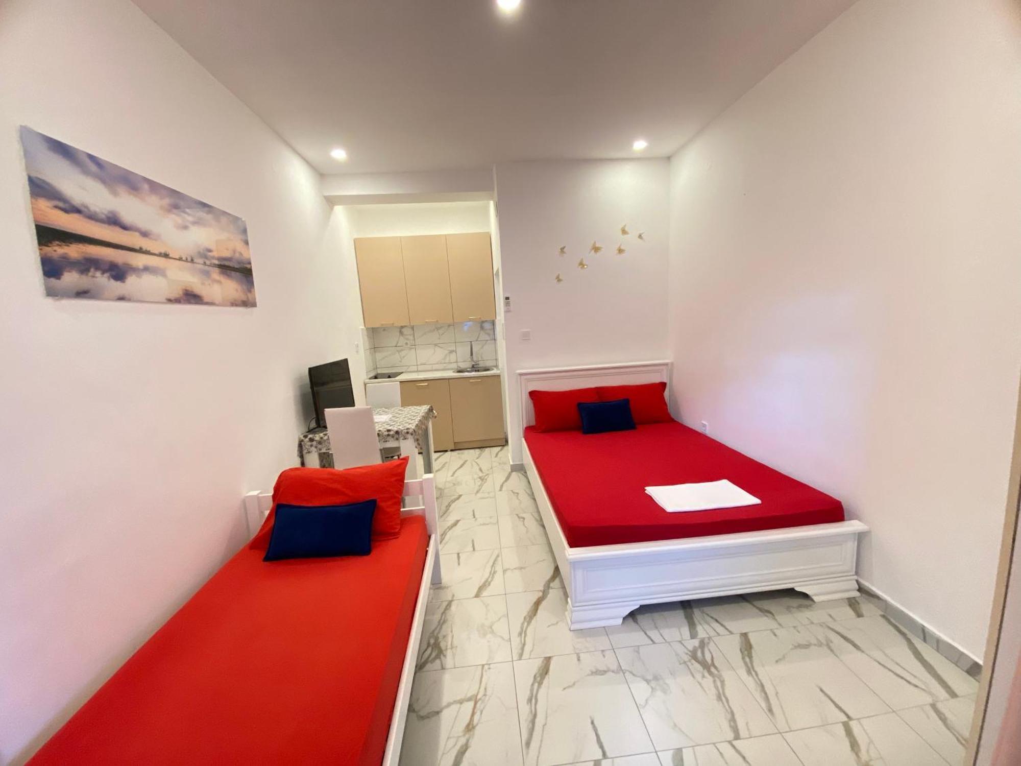 Banicevic Apartmani Thenovici Exterior foto