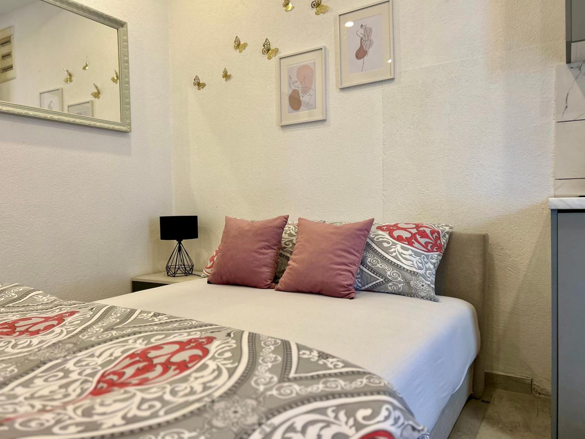 Banicevic Apartmani Thenovici Exterior foto
